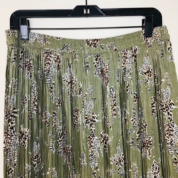 Vintage Advantage by Mary Jane Green Animal Print Maxi Skirt - Picture 2 of 9